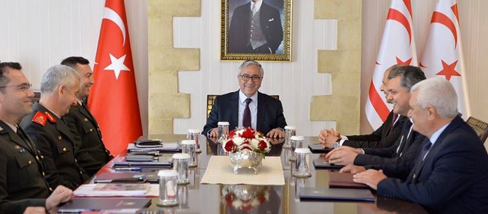 North Cyprus News - Akinci meets military top brass